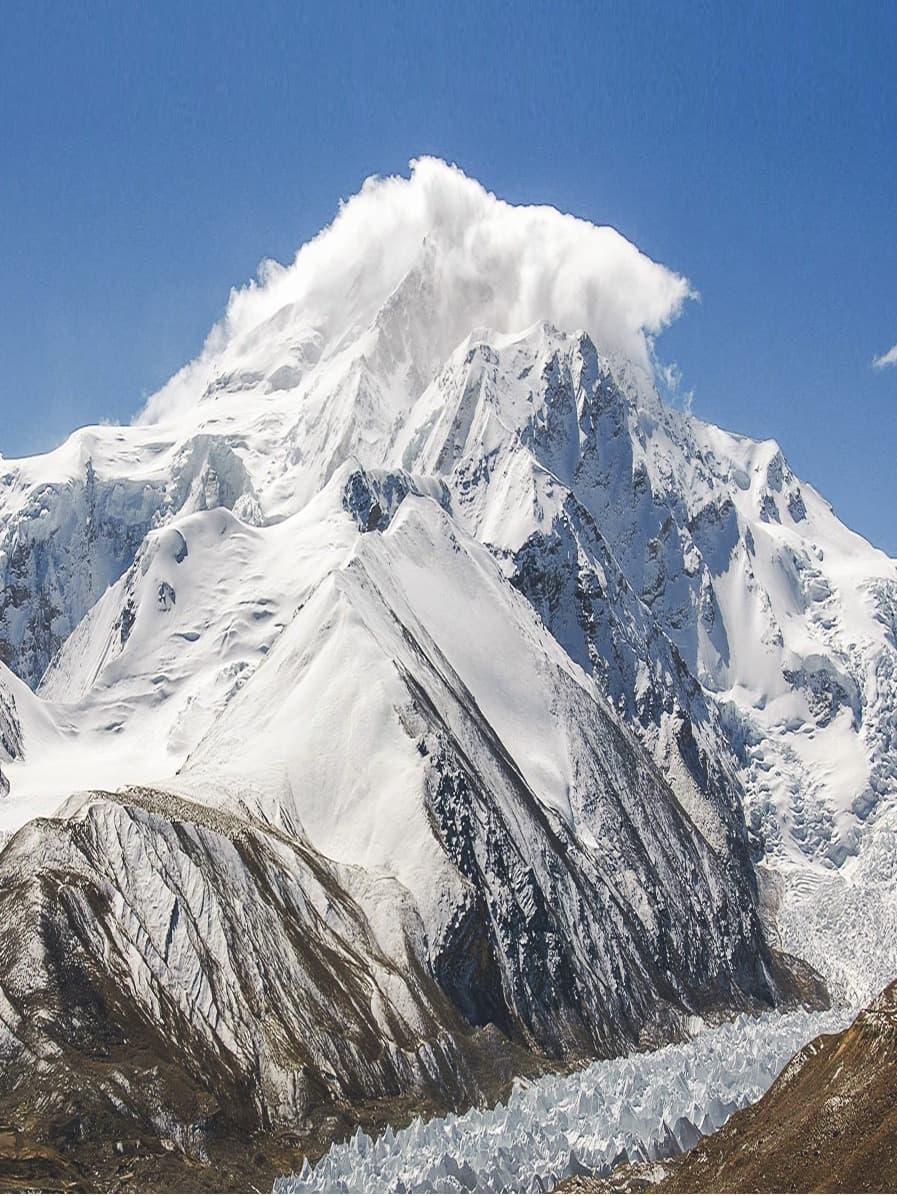 Mountaineering expeditions in Nepal