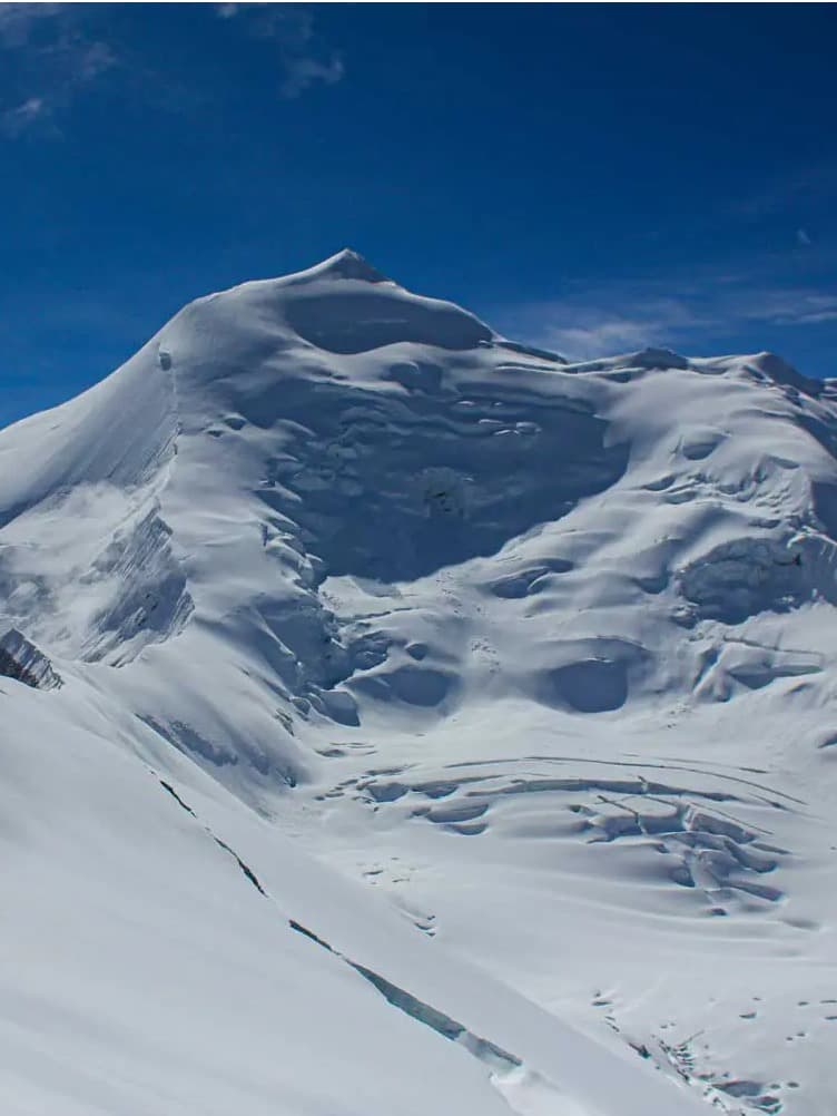 Mountaineering expeditions in Nepal