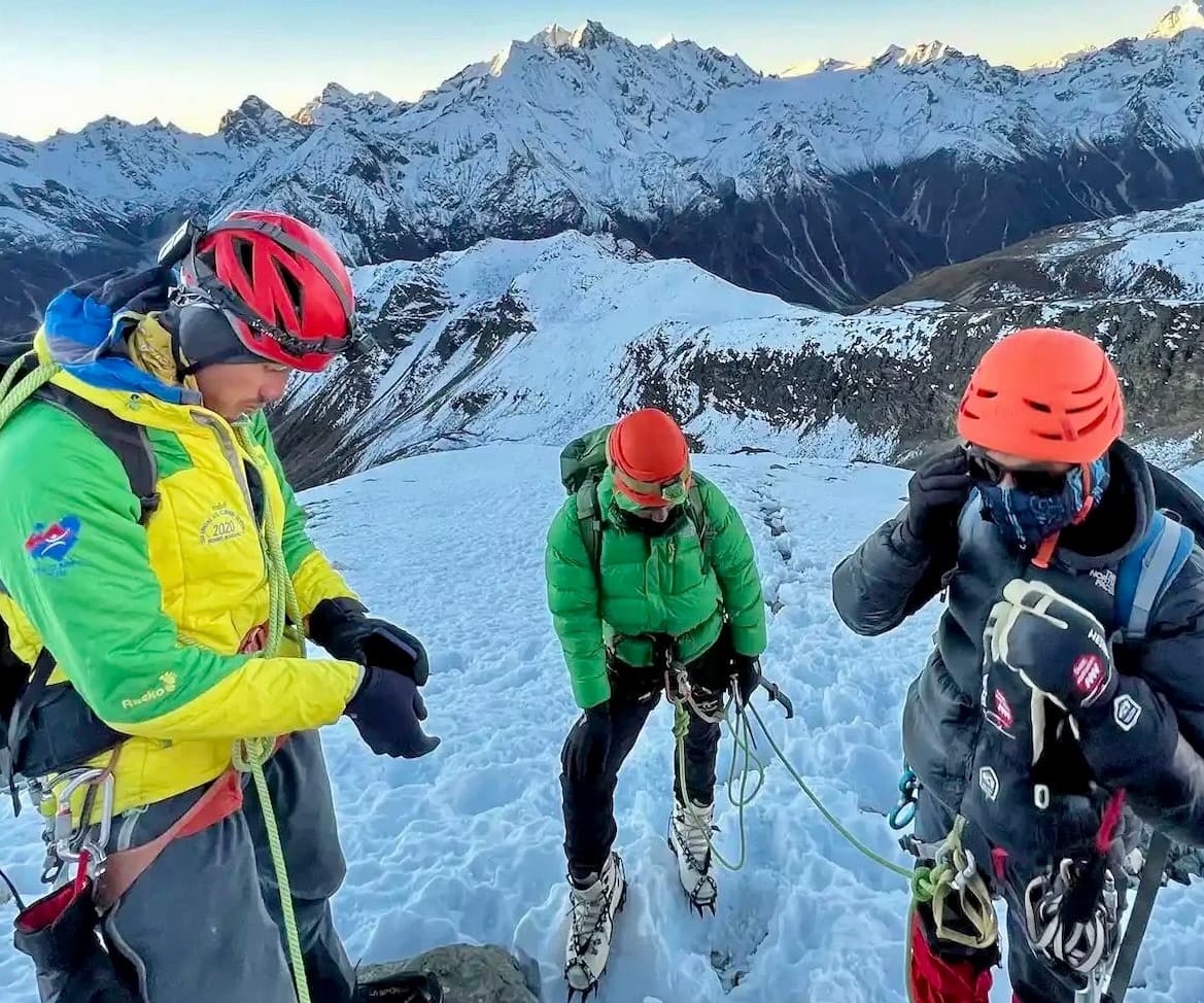 Yala Peak Climbing