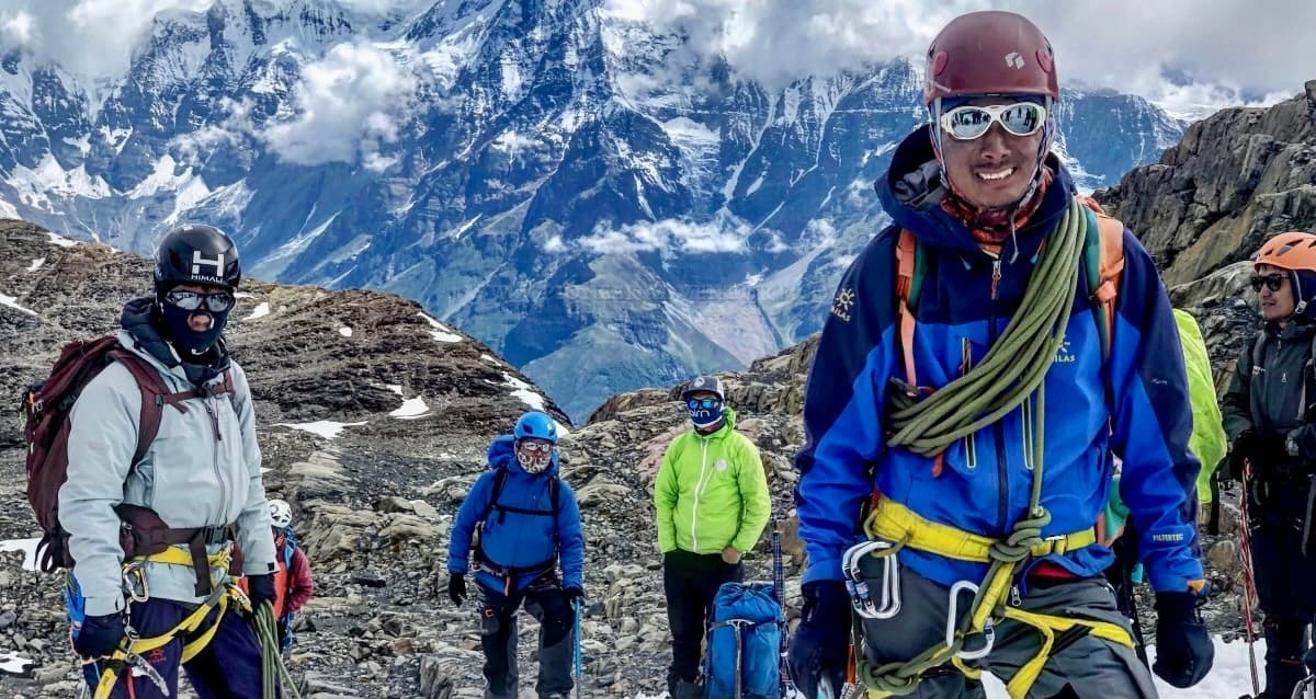 Chulu West Peak Climbing