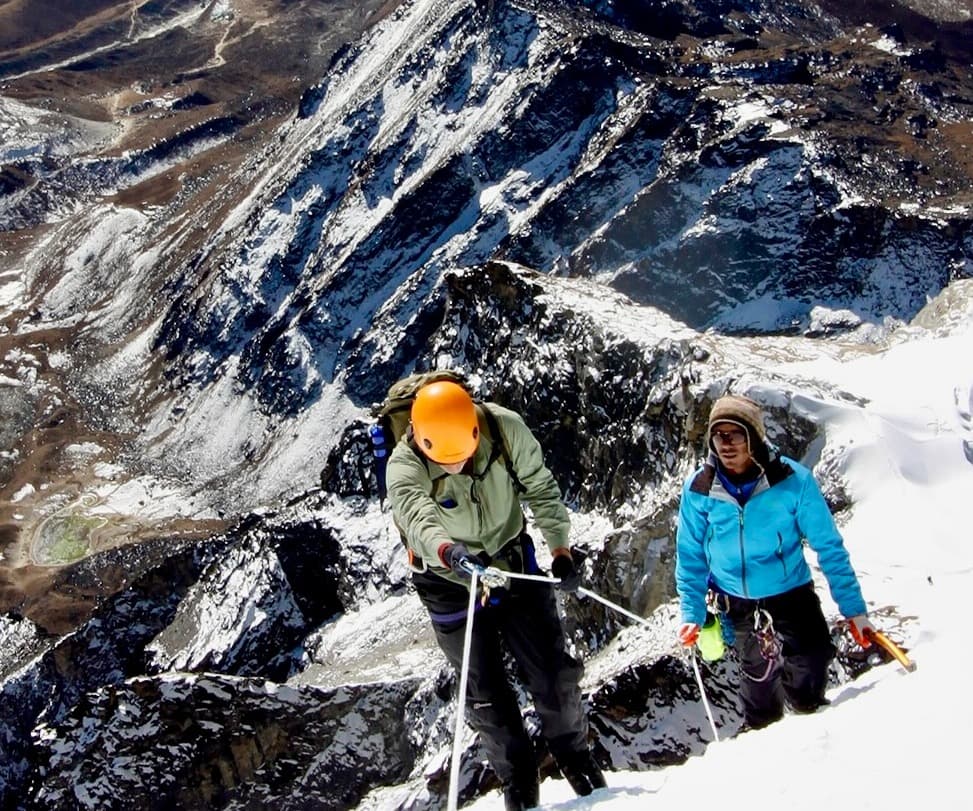 Lobuche Peak Climbing with Everest Base Camp Trek